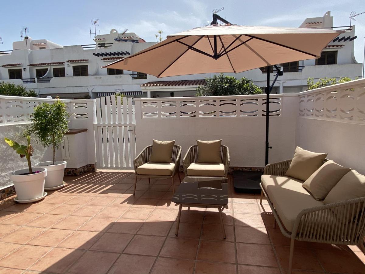 Casa Ibicenca En Benicasim A 3 Minutos De La Playa Apartment Benicassim Bagian luar foto